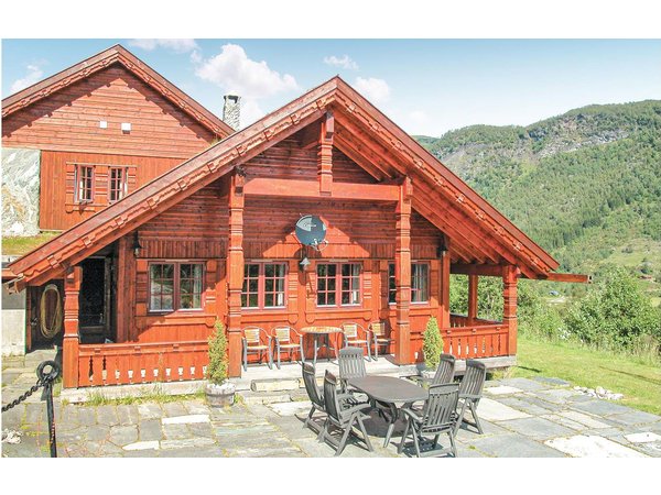 Holiday home in Sogndal from £179 per night