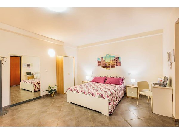 Holiday apartment in Arezzo from £124 per night