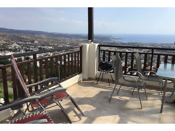 Holiday apartment in Peyia from £60 per night