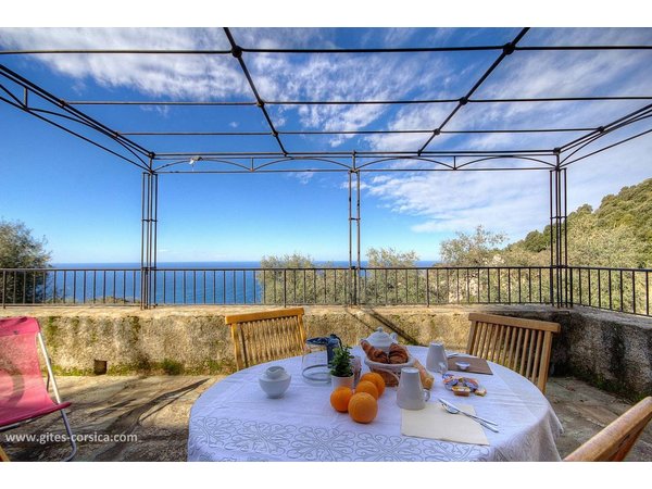 Holiday home in Canari from £58 per night