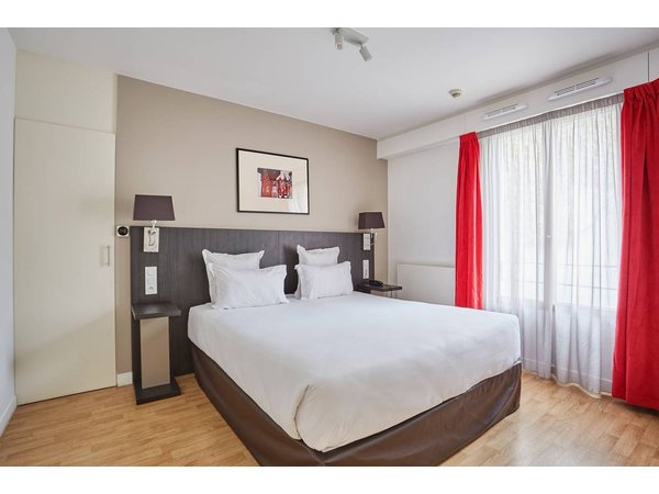 Holiday apartment in Paris from £249 per night