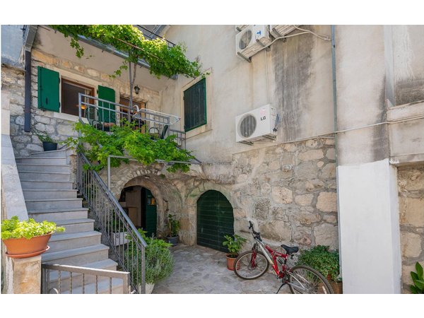Holiday home in Baska Voda from £48 per night