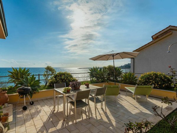 Holiday home in Cipressa from £194 per night