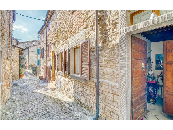 Holiday home in Valtiberina from £52 per night