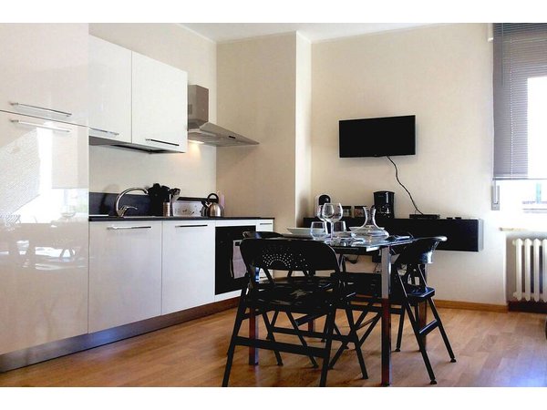 Holiday apartment in Alba from £135 per night