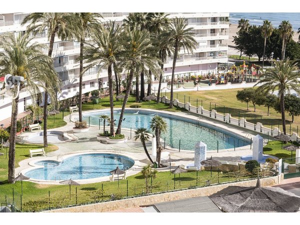 Holiday apartment in Cullera from £85 per night