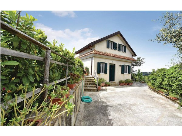 Holiday home in Cilento from £41 per night