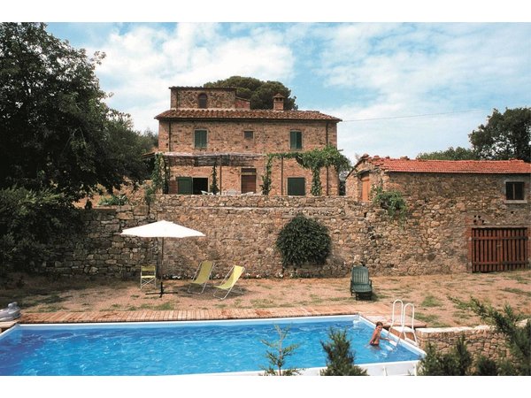 Holiday home in Arezzo from £150 per night