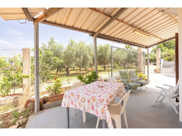 Holiday home in Vallo di Mazara from £52 per night