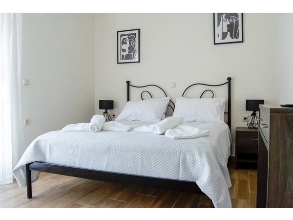 Holiday home in Kos from £158 per night
