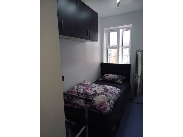 Holiday home in Midlands from £37 per night