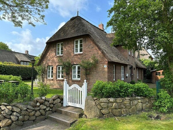 Holiday home in Föhr from £177 per night