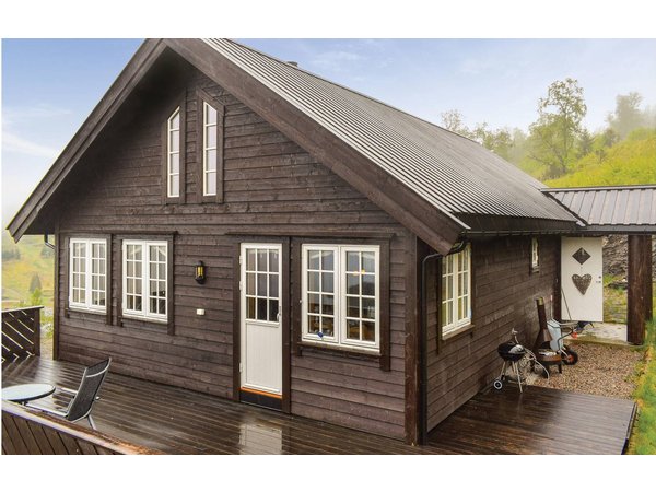 Holiday home in Vik from £91 per night