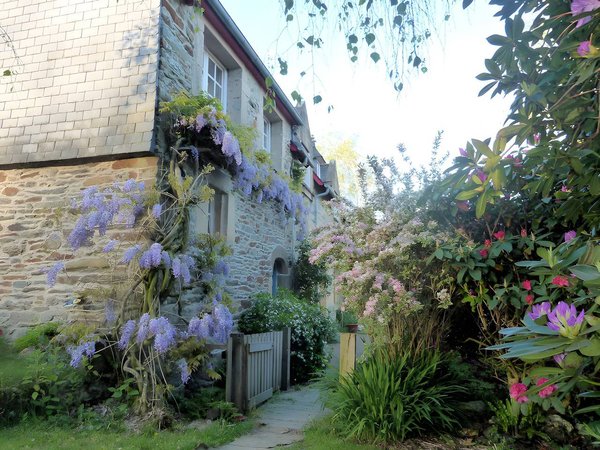 Hotel in Iroise from £72 per night