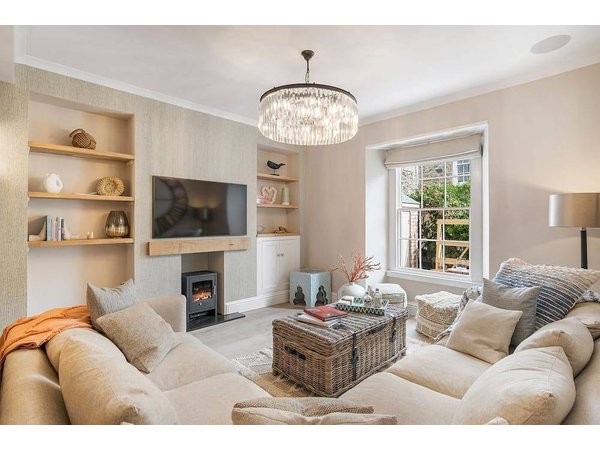 Holiday home in Cornwall from £380 per night