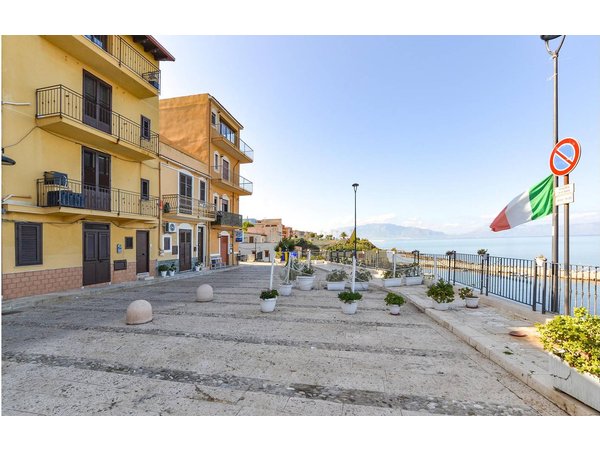 Holiday apartment in Trappeto from £45 per night