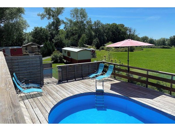 Holiday home in Auvergne from £49 per night