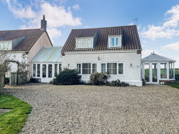Holiday home in Norfolk from £42 per night