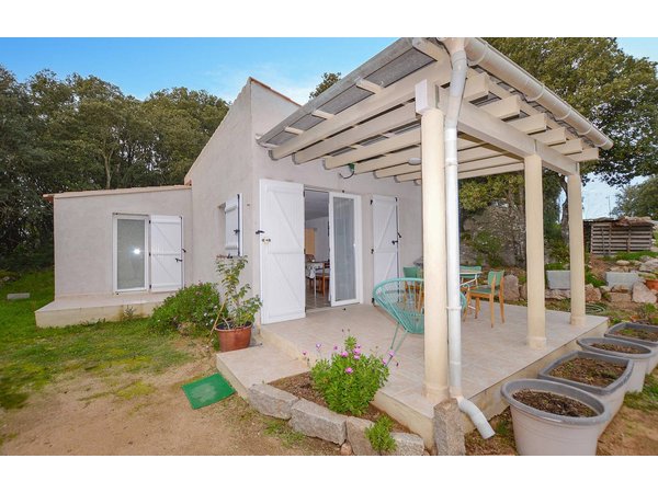 Holiday home in Corse-du-Sud from £30 per night