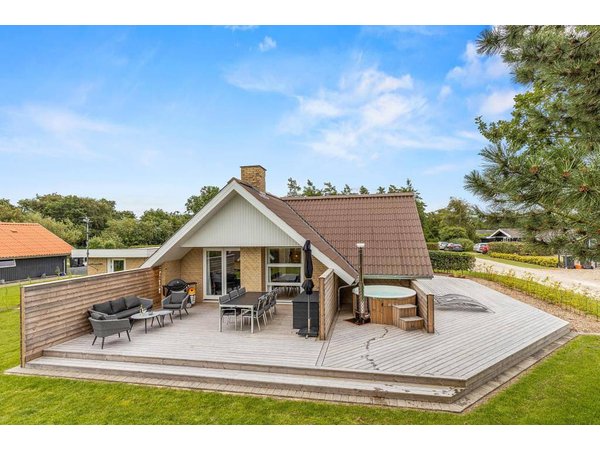 Holiday home in Hemmet from £55 per night