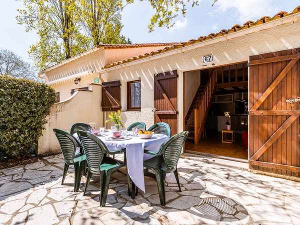 Holiday home in Les Mathes from £53 per night