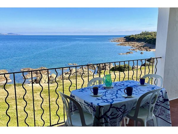 Holiday apartment in Calcatoggio from £58 per night