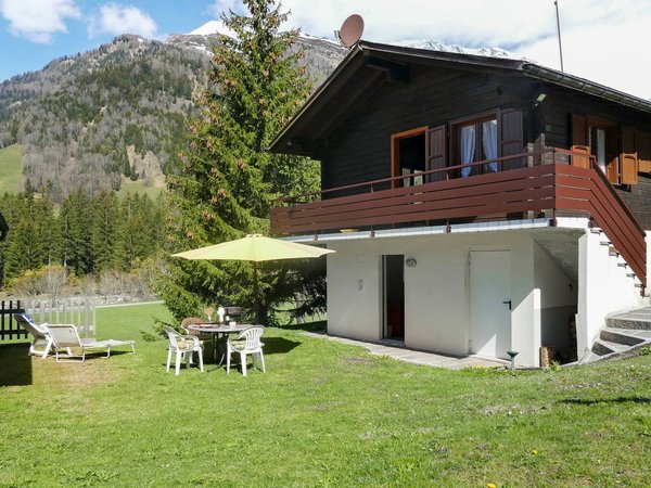 Holiday apartment in Blenio from £66 per night