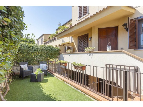 Holiday apartment in Palermo from £49 per night