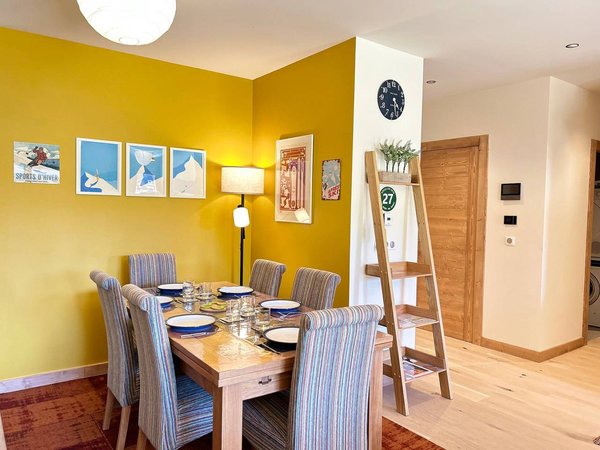 Holiday apartment in Les Gets from £514 per night