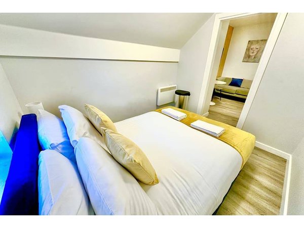 Holiday apartment in Bournemouth from £111 per night