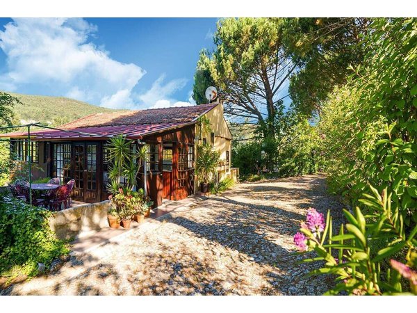 Holiday home in Penafiel from £158 per night