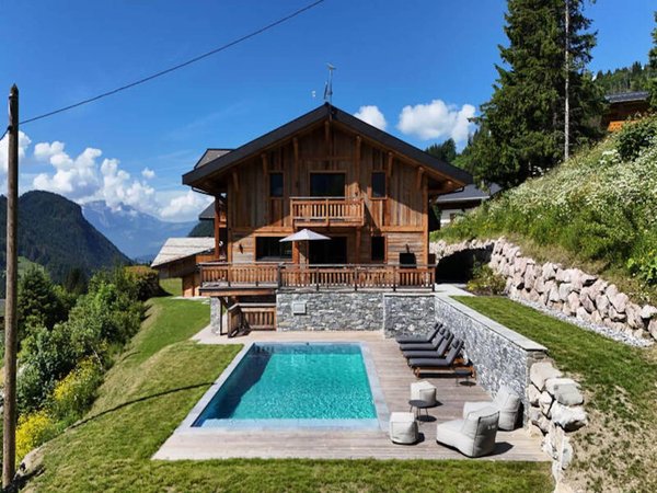 Holiday apartment in Les Gets from £1184 per night