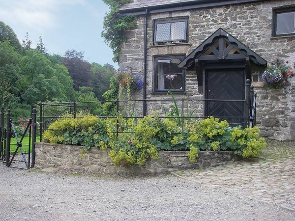 Holiday home in South-Wales from £47 per night