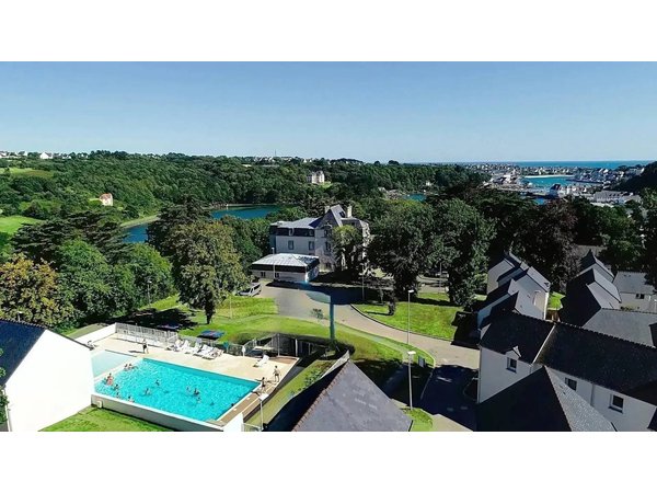 Camping in Iroise from £64 per night