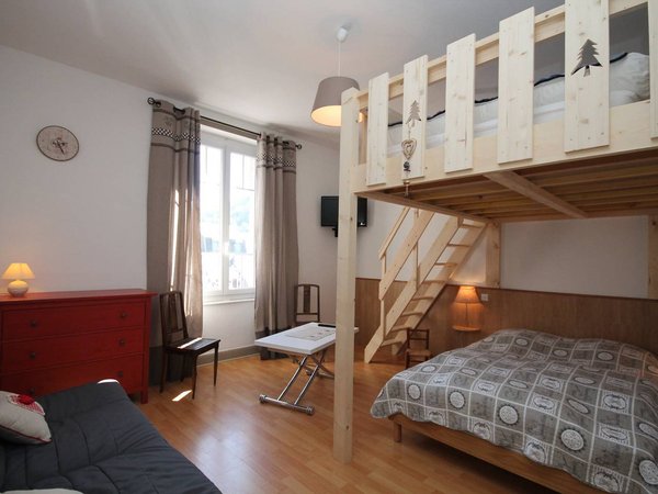 Holiday apartment in Auvergne from £36 per night