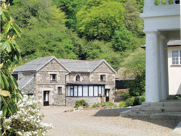 Holiday home in Cornwall from £47 per night