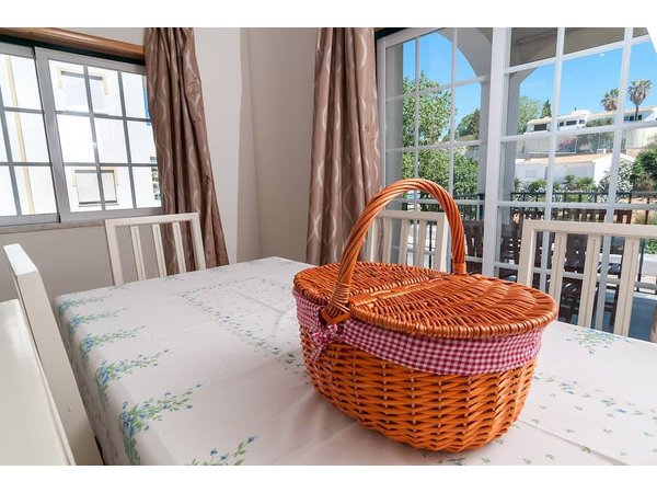 Holiday apartment in Alvor from £95 per night