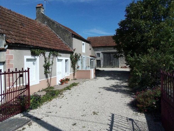 Holiday home in Beaune from £66 per night