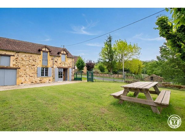Holiday home in Dordogne from £58 per night