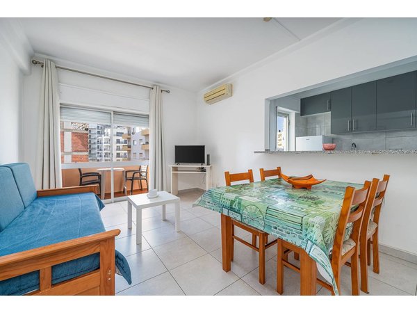 Holiday apartment in Portimão from £47 per night