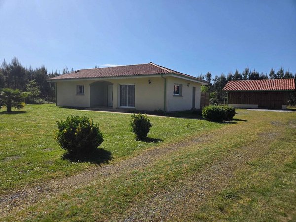 Holiday home in Landes from £58 per night