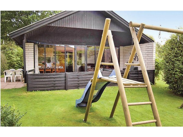 Holiday home in Aabenraa from £45 per night