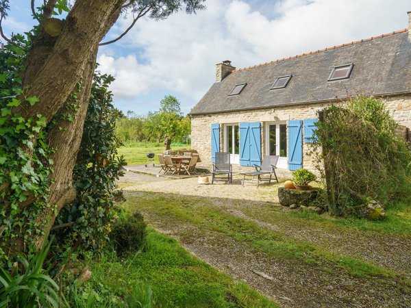 Holiday home in Finistère from £56 per night