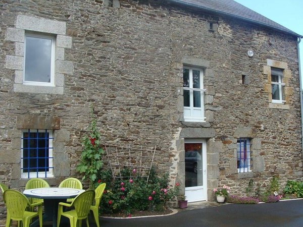 Holiday home in Dinan region from £56 per night