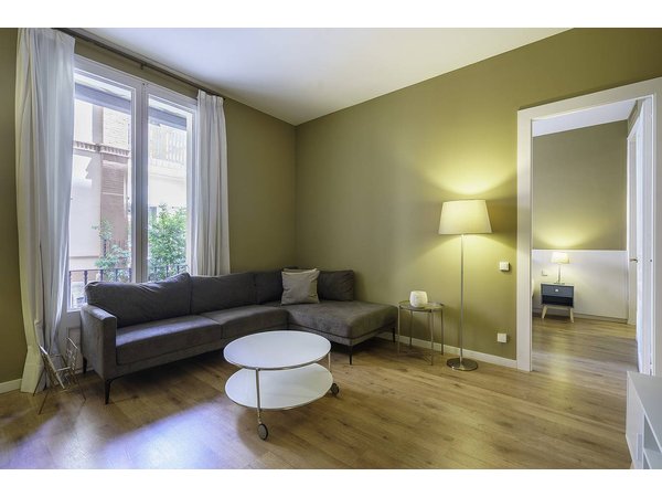 Holiday apartment in Barcelona from £320 per night