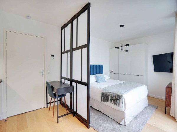 Holiday apartment in Hauts-de-Seine from £155 per night