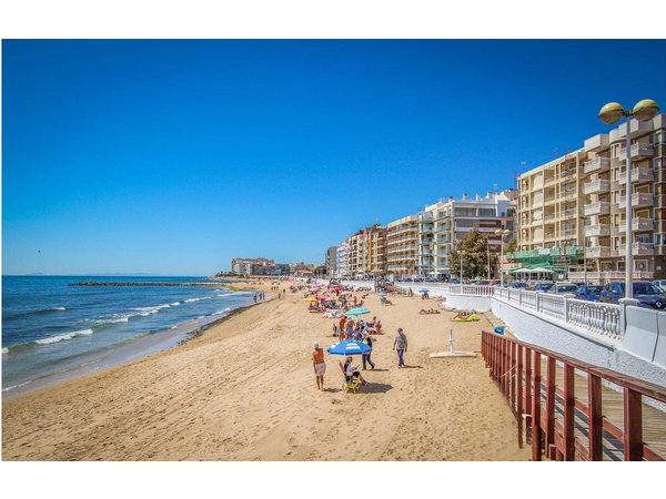 Holiday apartment in Torrevieja from £24 per night