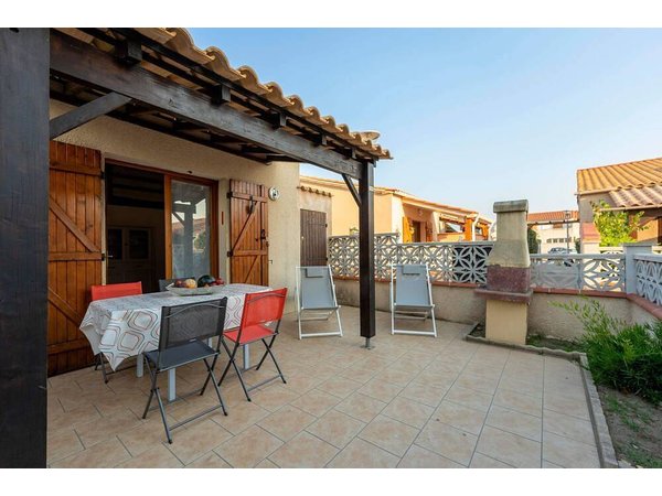 Holiday home in Le Barcarès from £56 per night