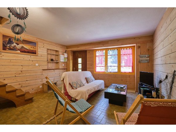 Holiday home in Aude from £42 per night