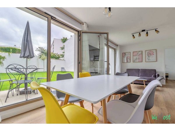 Holiday apartment in Val-de-Marne from £193 per night